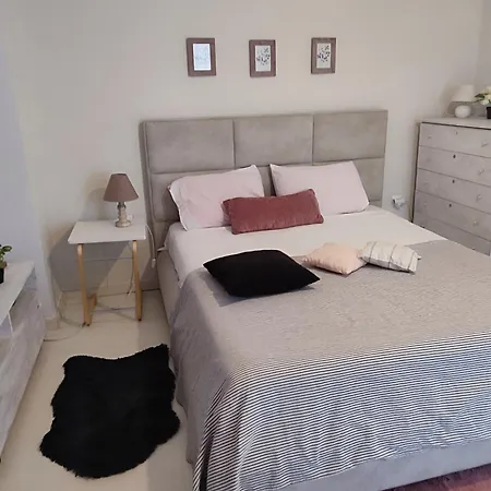 Ckbsm Square Apartment Kalamata